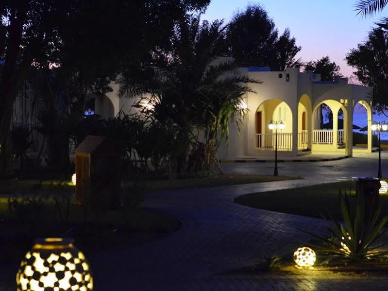 Umm Al Quwain Beach Hotel Exterior foto